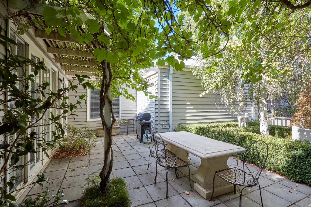 Mews Cottages 吉斯伯恩 外观 照片